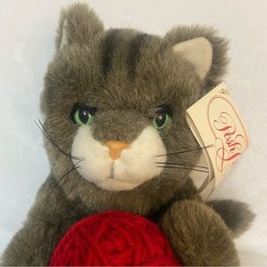 1985 Vintage Graphics International Posh Pets Gray Kitty Cat Red Yarn Ball Plush